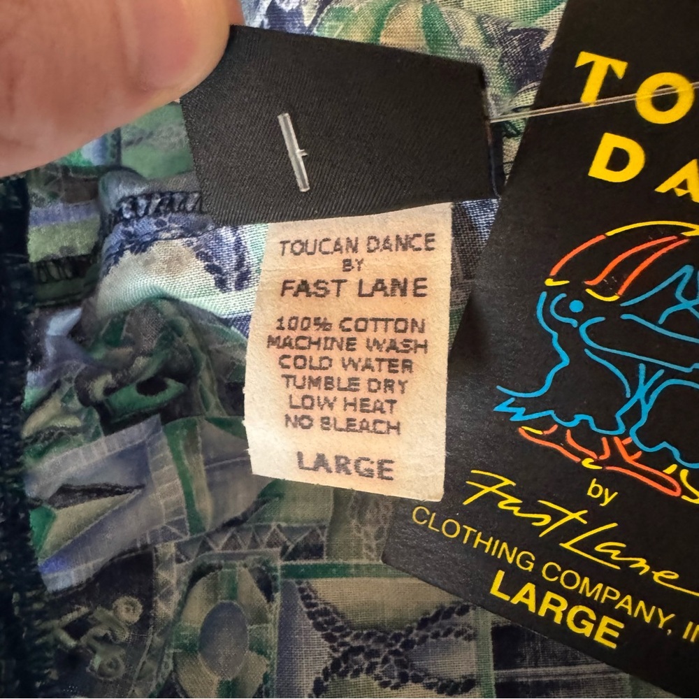 NEW Vintage 90s Toucan Dance Shorts Mens Large Colorful AOP Beach Sail Boat Knot - Picture 8 of 8
